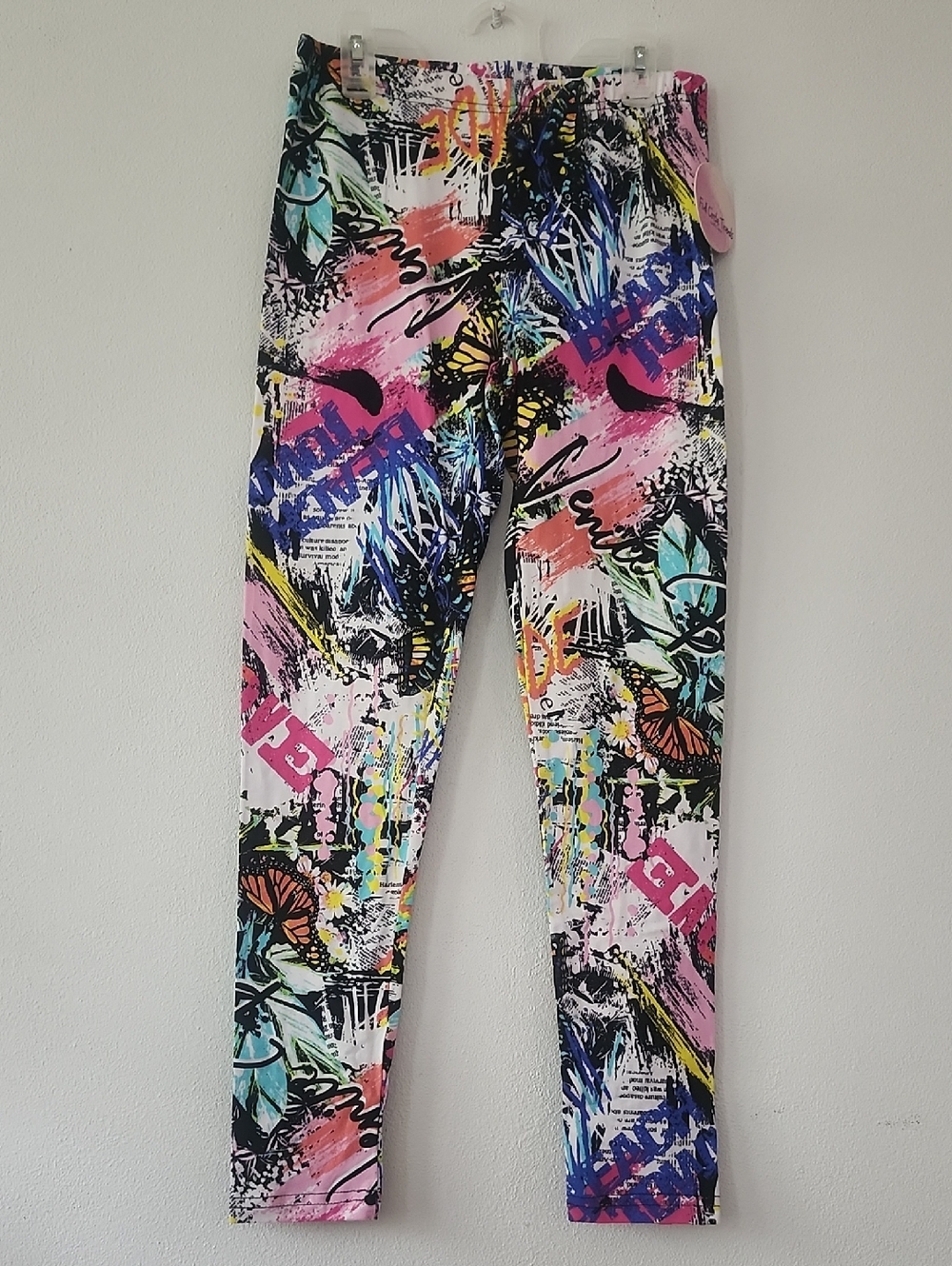 Full Circle Trends Women’s Leggings with Graffiti / Abstract Print